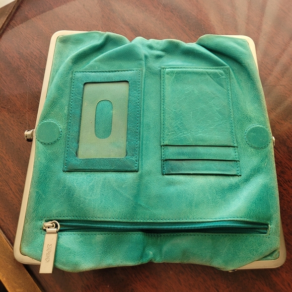 Hobo Lauren clutch wallet - Picture 9 of 10